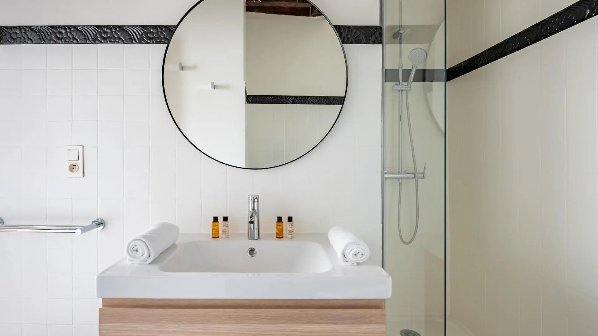 Veeve - Rivoli Rustique Apartment *